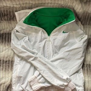 Nike Fit Dry Windbreaker